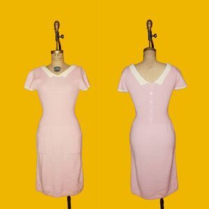 1980s-1990s LIZ CLAIBORNE LAMBSWOOL Blend. Knit Short Sleeve Sweater Dress. S-M